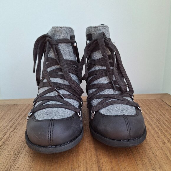 Merrell | Shiloh II Warm Leather Boots (Black/Gray) | Women's US 7 - Picture 5 of 11